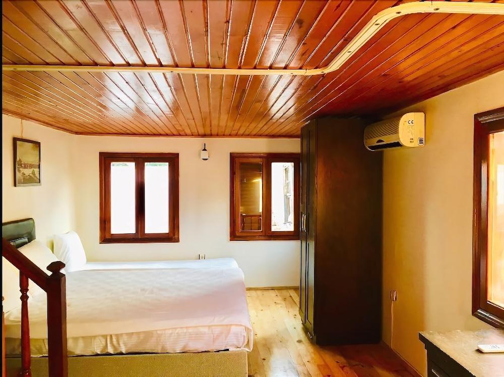 Efsali Hotel Kaleici Анталия Екстериор снимка