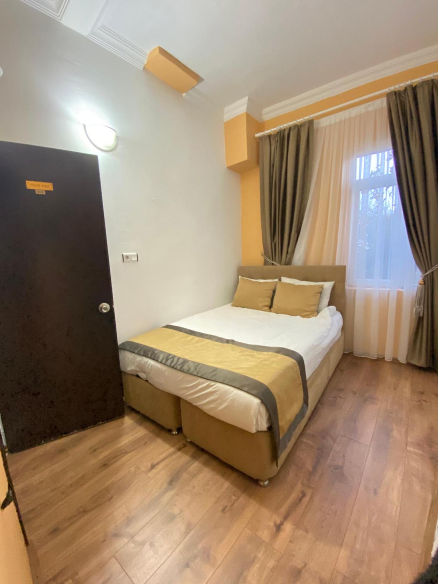 Efsali Hotel Kaleici Анталия Екстериор снимка