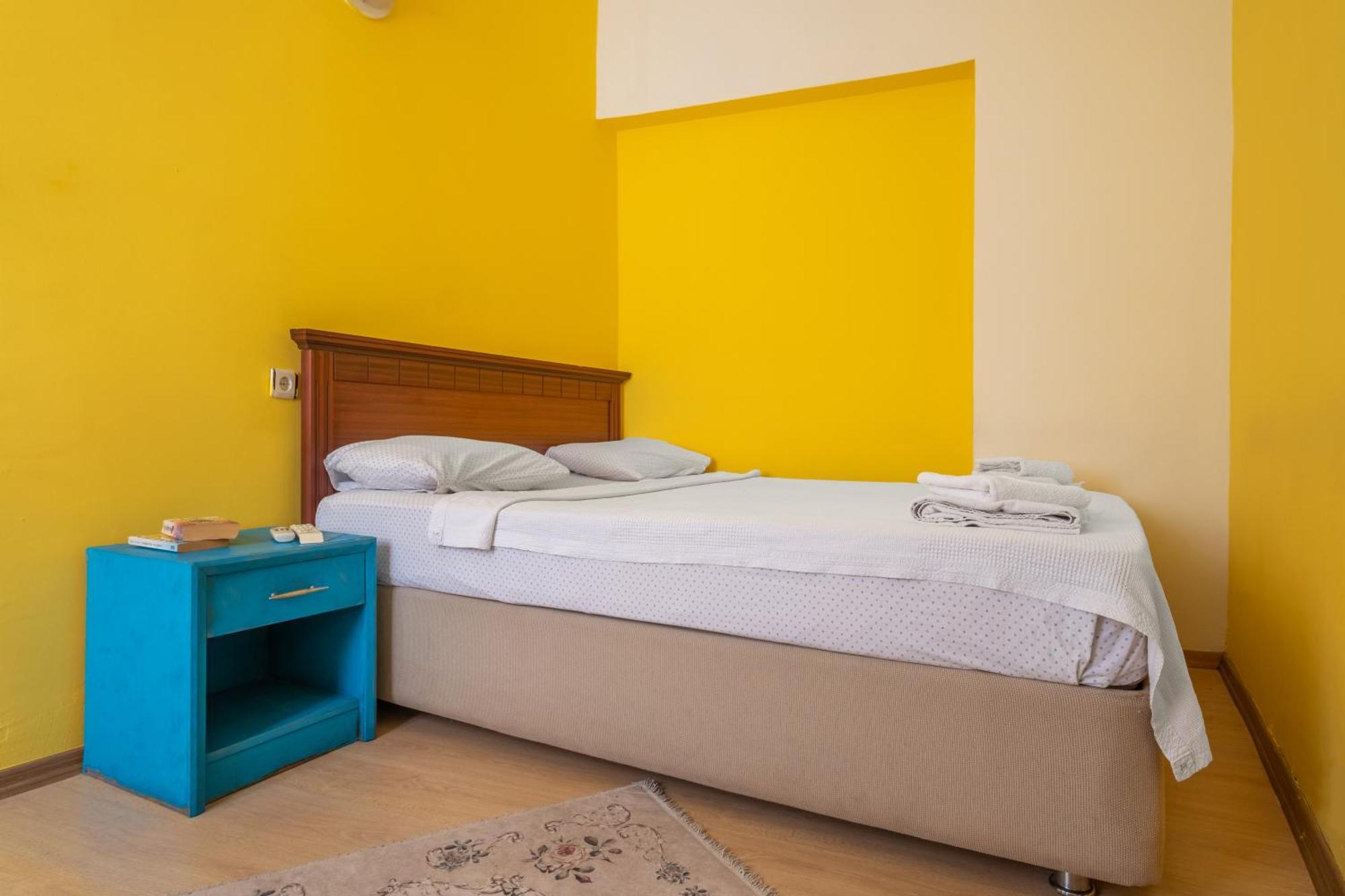 Efsali Hotel Kaleici Анталия Екстериор снимка