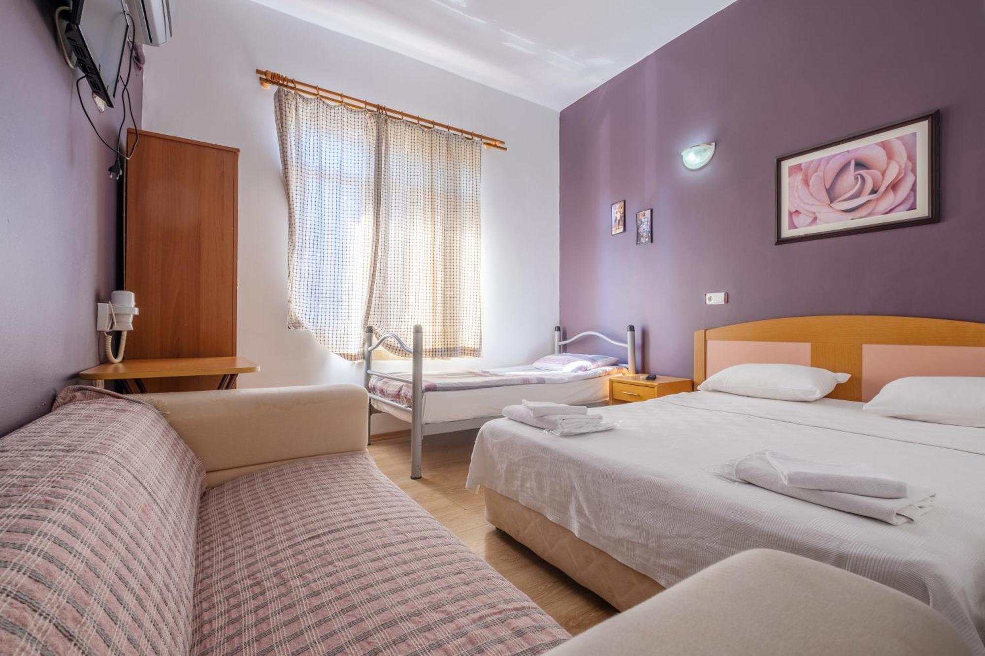 Efsali Hotel Kaleici Анталия Екстериор снимка